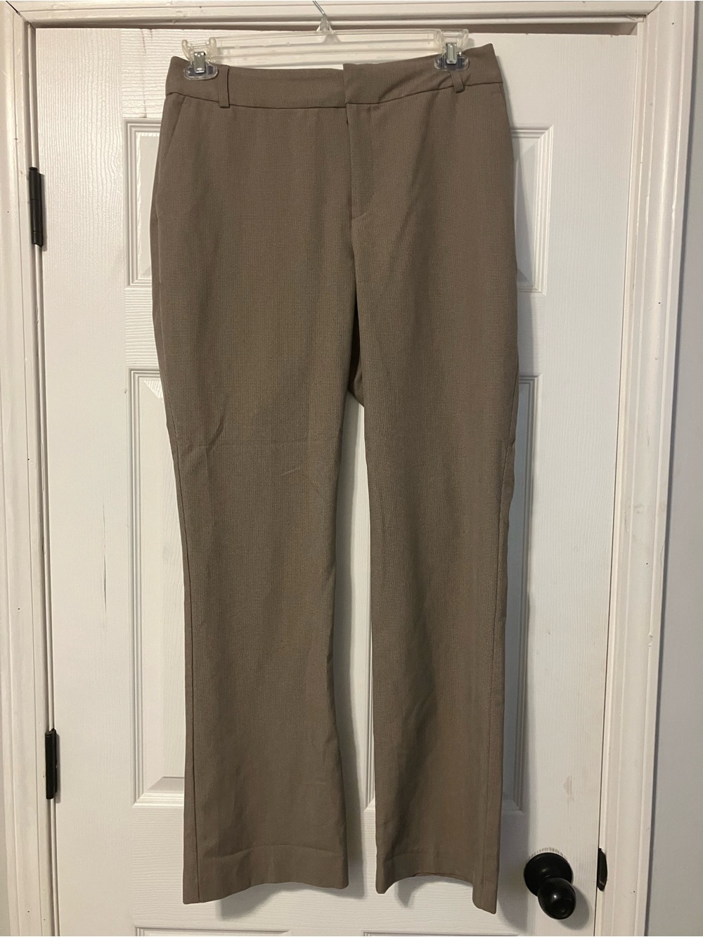 Nine West Mid Rise Barely Bootcut Pants Womens Size 10 Tan